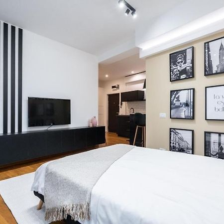 Wonderful Victorie Apartment Bucarest Esterno foto